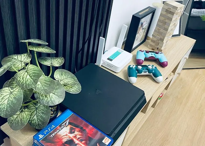 J&j Mactan Ps4, Netflix, Pool & Free Parking Apartment *