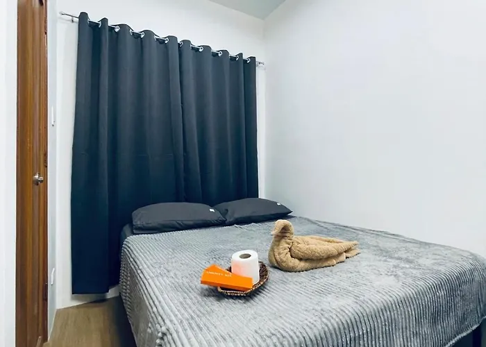 J&j Mactan Ps4, Netflix, Pool & Free Parking Apartment Lapu-Lapu City